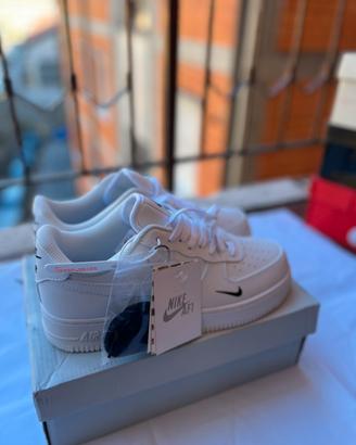 Scarpe aire force 1 nuove numero 44