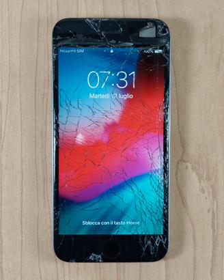 Smartphone Apple iPhone 6 A1586 grigio siderale