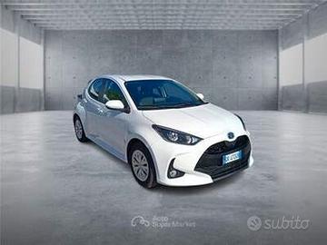 Toyota Yaris 1.5 Hybrid 5 porte Business