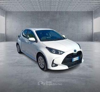 Toyota Yaris 1.5 Hybrid 5 porte Business