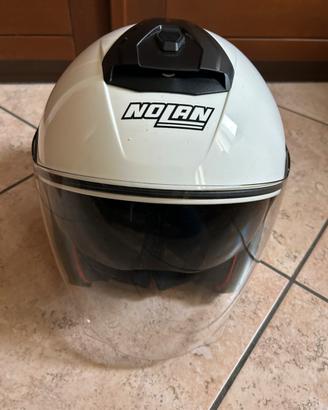 Casco Nolan
