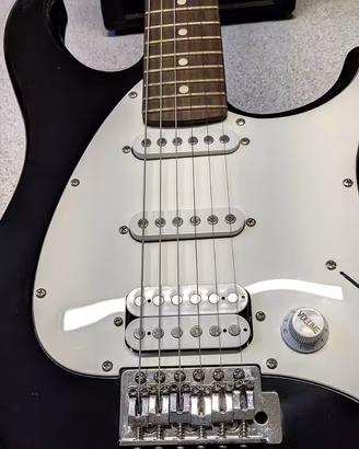 Chitarra Elettrica con box Amplificatore