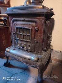 stufa a legna,in ghisa 