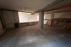 Si affitta garage 