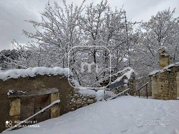 Immobile di 70 m² con 3 locali a L'Aquila
