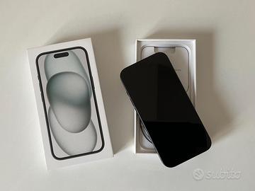 IPhone 15 come NUOVO + cuffie WIRELESS + custodia