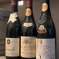 Collezione bottiglie vino vintage