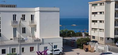 Follonica, Z. Pratoranieri, 3 posti letto