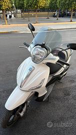 Beverly 350 ST