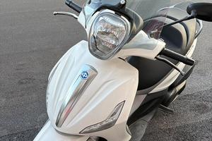Beverly 350 ST