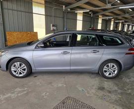 PEUGEOT 308 WAGON Active BlueHDi 130 EAT6 S&S aut.
