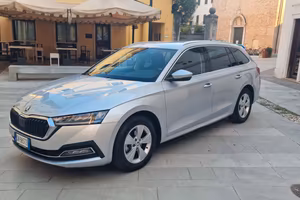 Skoda Octavia 2.0 TDI EVO SCR 150 CV DSG Wagon Exe