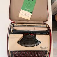 Macchina da scrivere