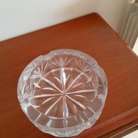 Elegante posacenere vintage in cristallo lavorato