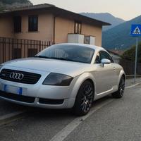 Auti TT MK1 8N 225CV Quattro