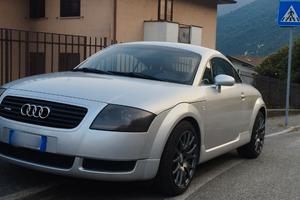 Auti TT MK1 8N 225CV Quattro