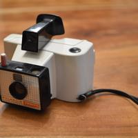 Polaroid Swinger model 20