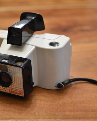 Polaroid Swinger model 20