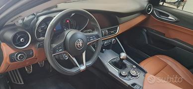 alfa romeo Giulia 2.2 160cv