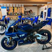 Yamaha R1