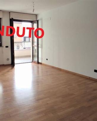 Appartamento di 80 m² con 2 locali a Seregno