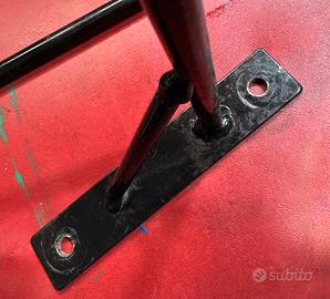 N. 2 Ganci per appendere bici a muro verticali