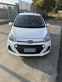 Hyundai i10 1.0 benzina (2017) - Ok Neopatentati