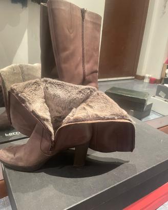 Scarpe e stivali con tacco da donna