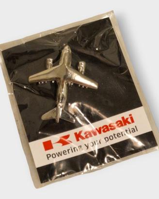 Kawasaki C-2 pin spilla aereo chevron ribbon