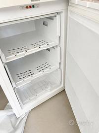 FREEZER VERTICALE BLOMBERG A+ - 3 CASSETTI - Compa