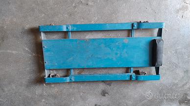 carrello per ispezionare parte inferiore veicoli