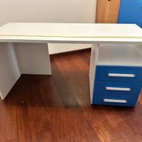 Scrivania come nuova