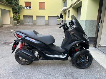 PIAGGIO MP3 300 HPE