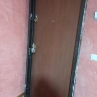 porta blindata con cornice 91.5×2.16