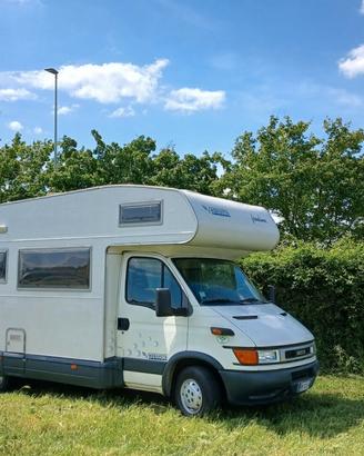 MAXICAMPER 6 posti IVECO 2.8 gancio traino