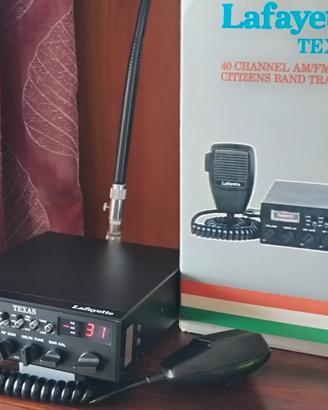 CB Lafayette Texas 40 canali AM /FM 