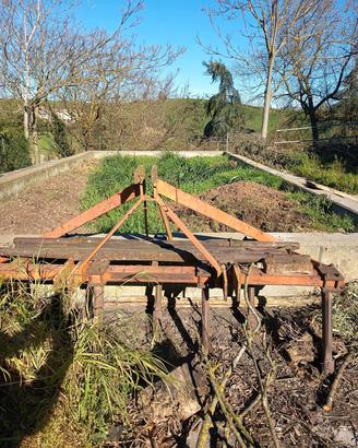 Erpice agricolo – attacco 3 punti –