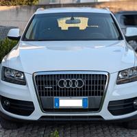 Audi Q5 quattro 2.0 TDI 143 cv. bianca del 2011