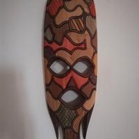 Maschera etnica in legno