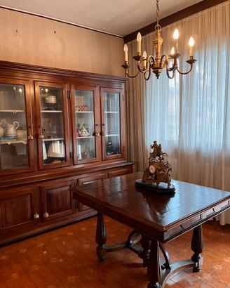 Vetrina in legno massello