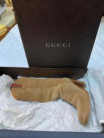 Stivale pelle scamosciata marca GUCCI TG.39