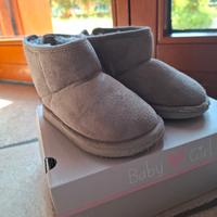 Scarponcini bassi con la pelliccia interno H&M 24