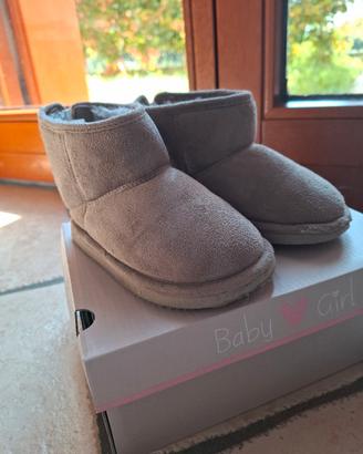 Scarponcini bassi con la pelliccia interno H&M 24