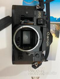 Fotocamera Canon A-1 per pezzi di ricambio