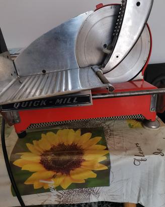 affettatrice professionale OMRE quick mill 