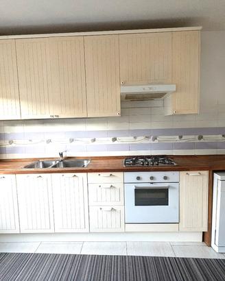 Cucina completa + lavastoviglie MIELE