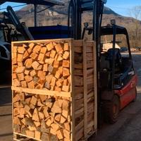 Legna da ardere su bancali