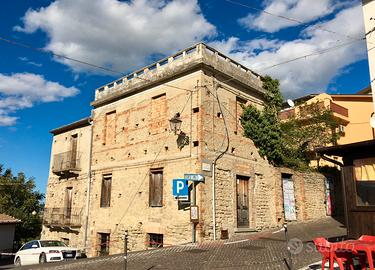Edificio intero centro storico