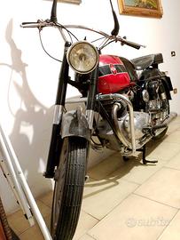 Moto Gilera 300