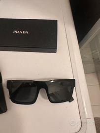 Occhiali da sole Prada originali